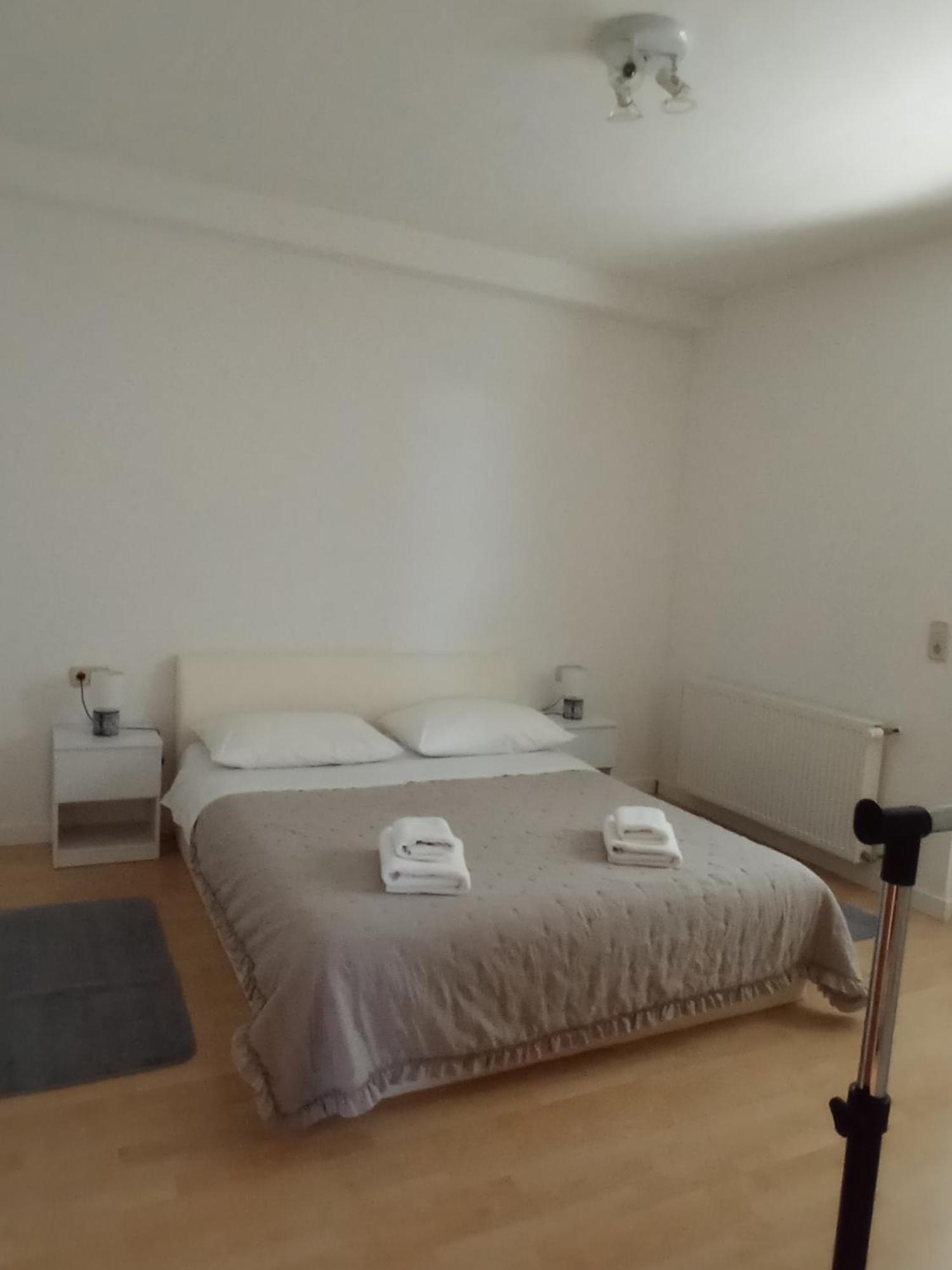 Apartman Carpe Diem Sutomiscica المظهر الخارجي الصورة