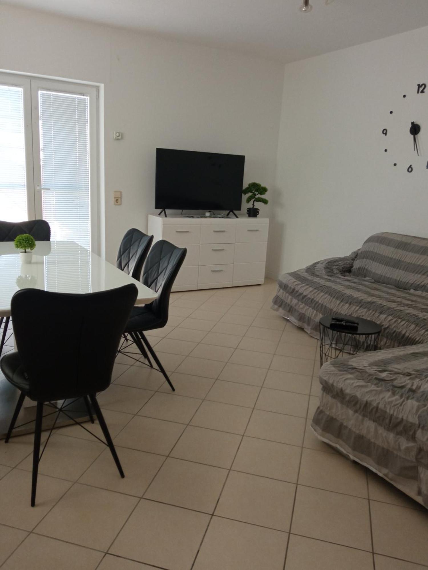 Apartman Carpe Diem Sutomiscica المظهر الخارجي الصورة